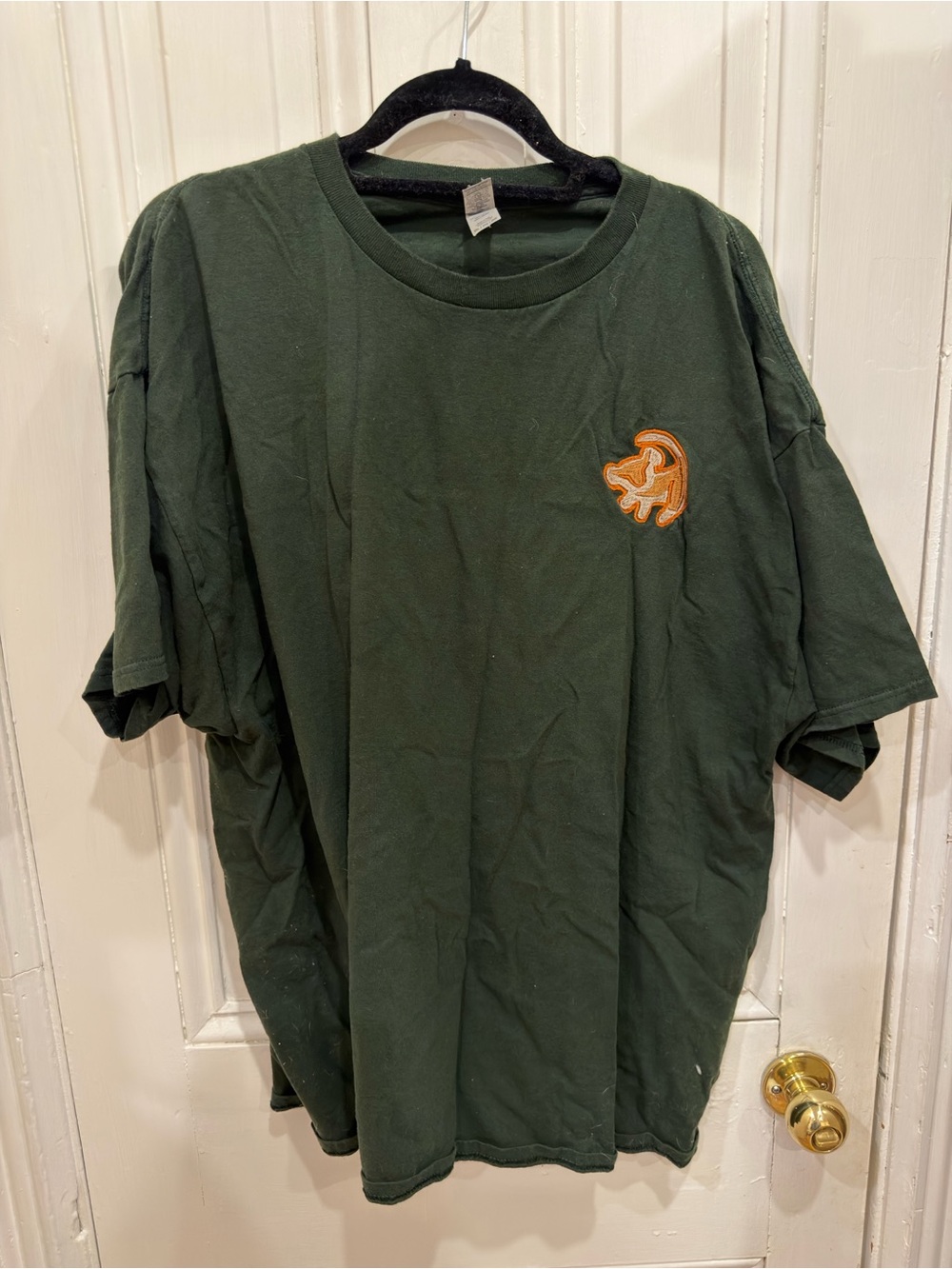 Embroidered Simba Disney shirt